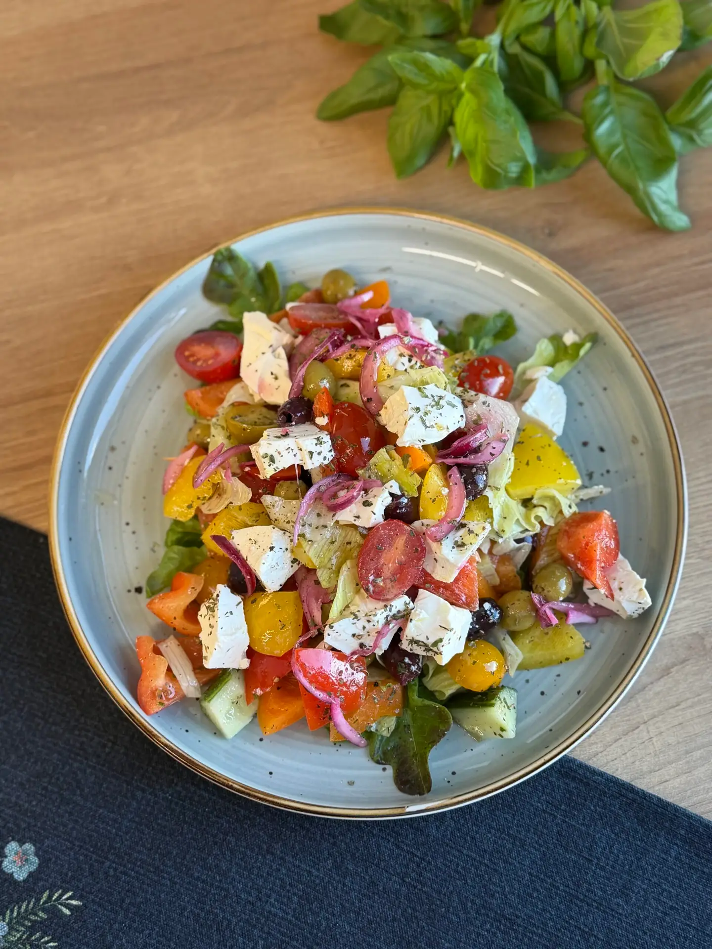 UUS! Kreeka salat kg